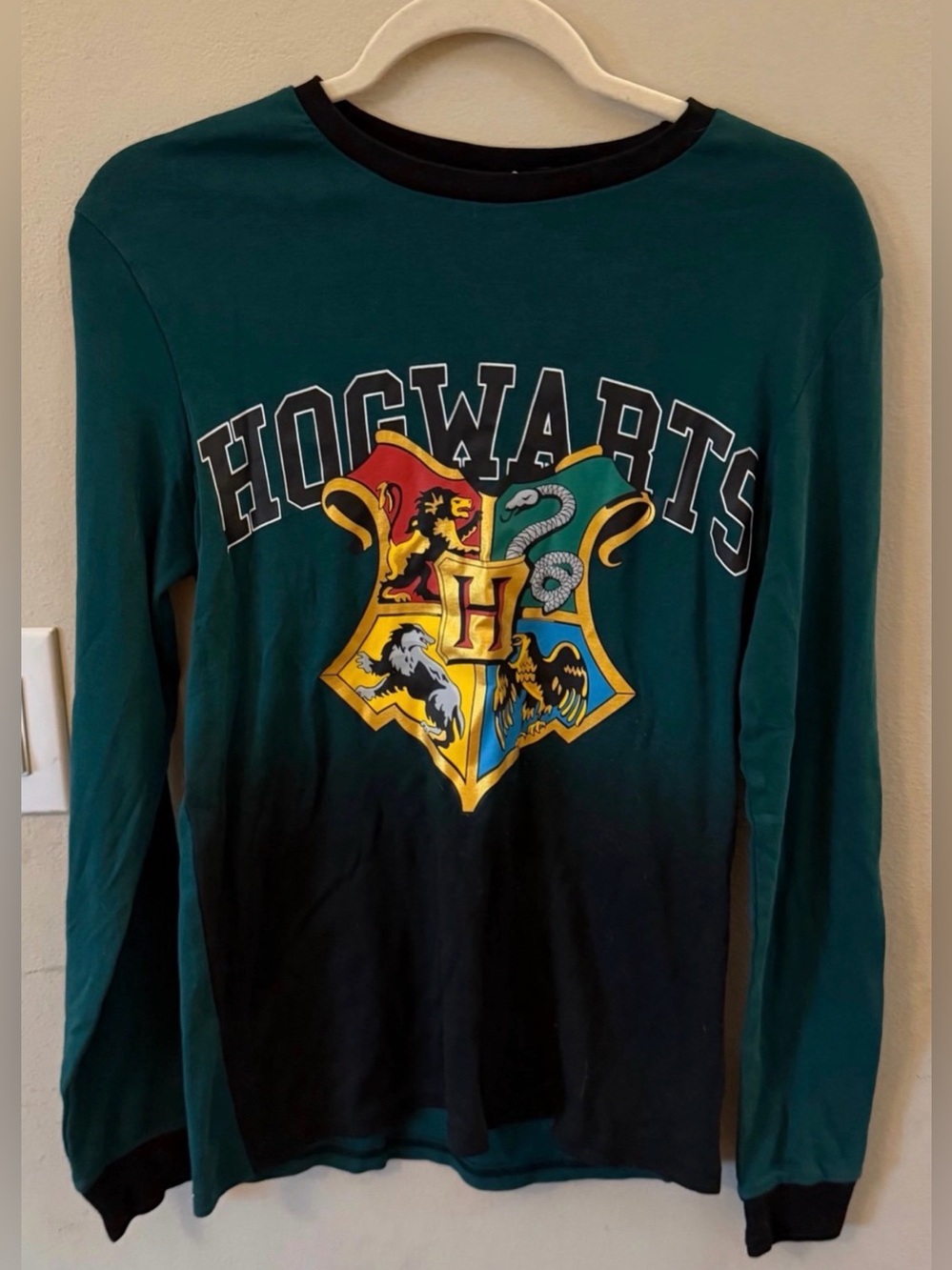 H&M Dark Green & Black Hogwarts Long Sleeve Kids Tee